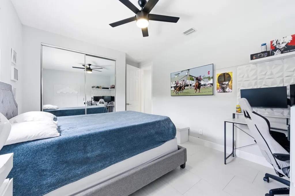 573 Cocoplum Drive Drive E Jupiter FL 33458