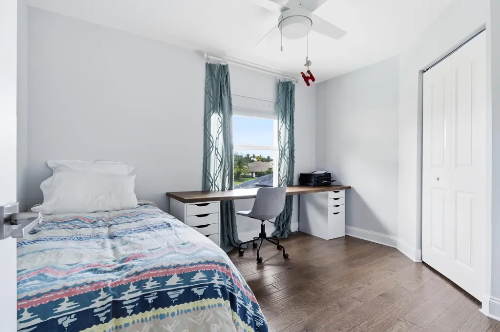 573 Cocoplum Drive Drive E Jupiter FL 33458