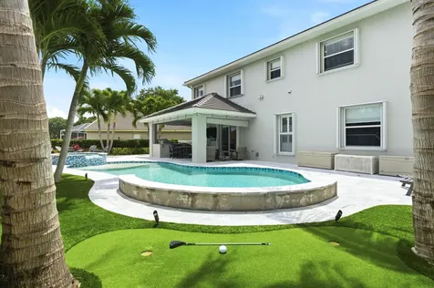 573 Cocoplum Drive Drive E Jupiter FL 33458