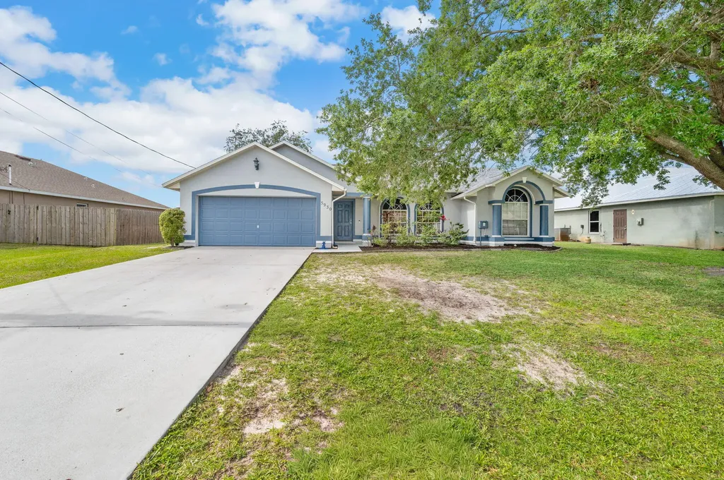 5930 NW Theda Lane Port St Lucie FL 34983