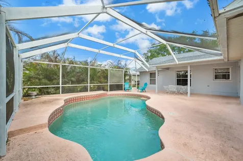 5930 NW Theda Lane Port St Lucie FL 34983