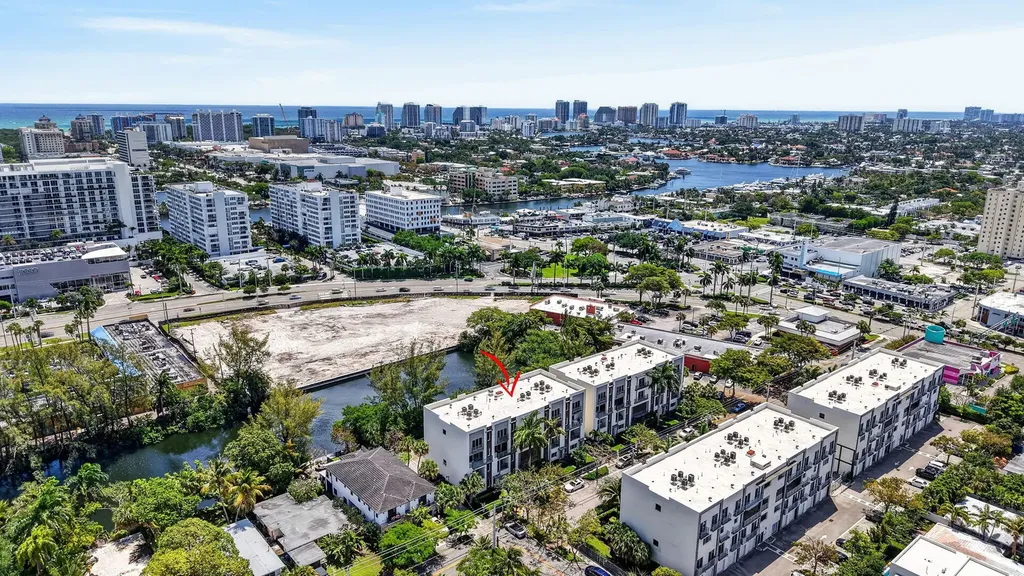 1044 NE 18th Avenue Fort Lauderdale FL 33304