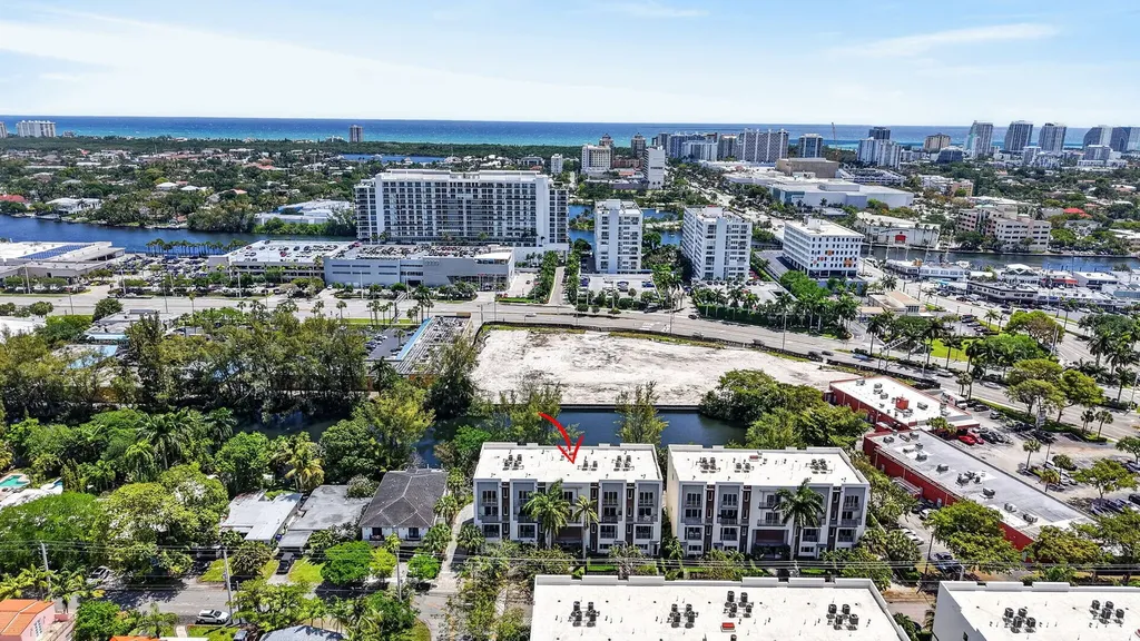 1044 NE 18th Avenue Fort Lauderdale FL 33304