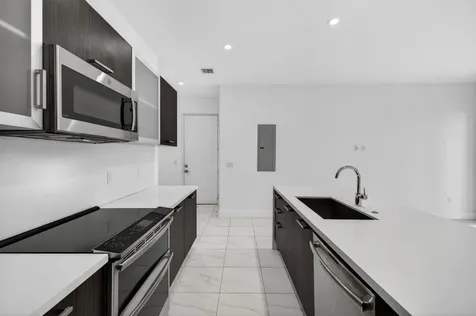 1044 NE 18th Avenue Fort Lauderdale FL 33304