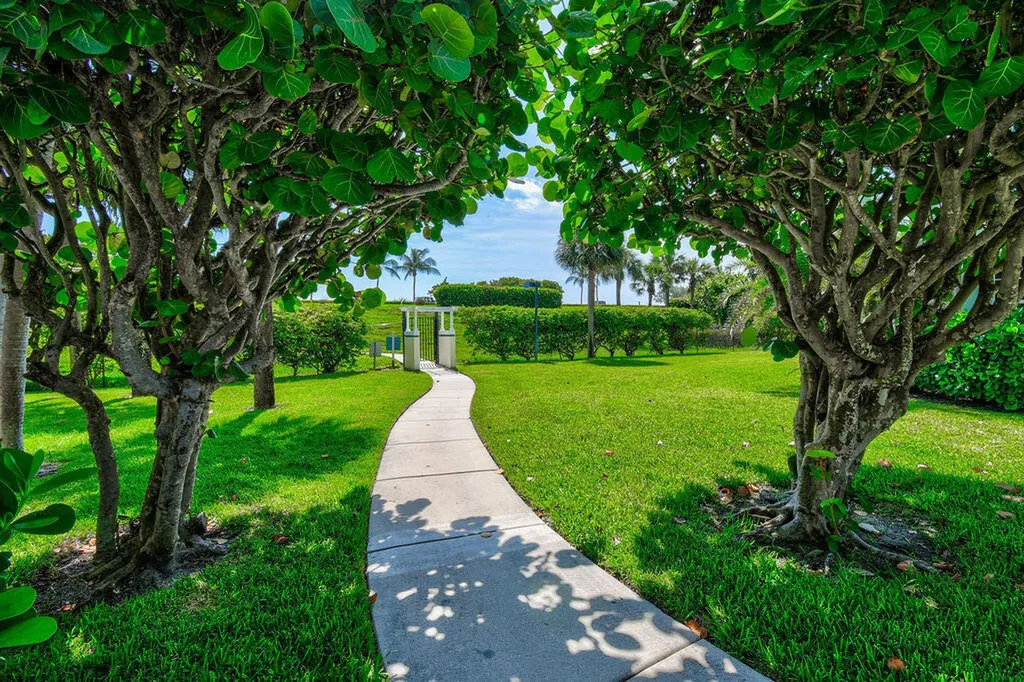 2074 Mainsail Circle Jupiter FL 33477