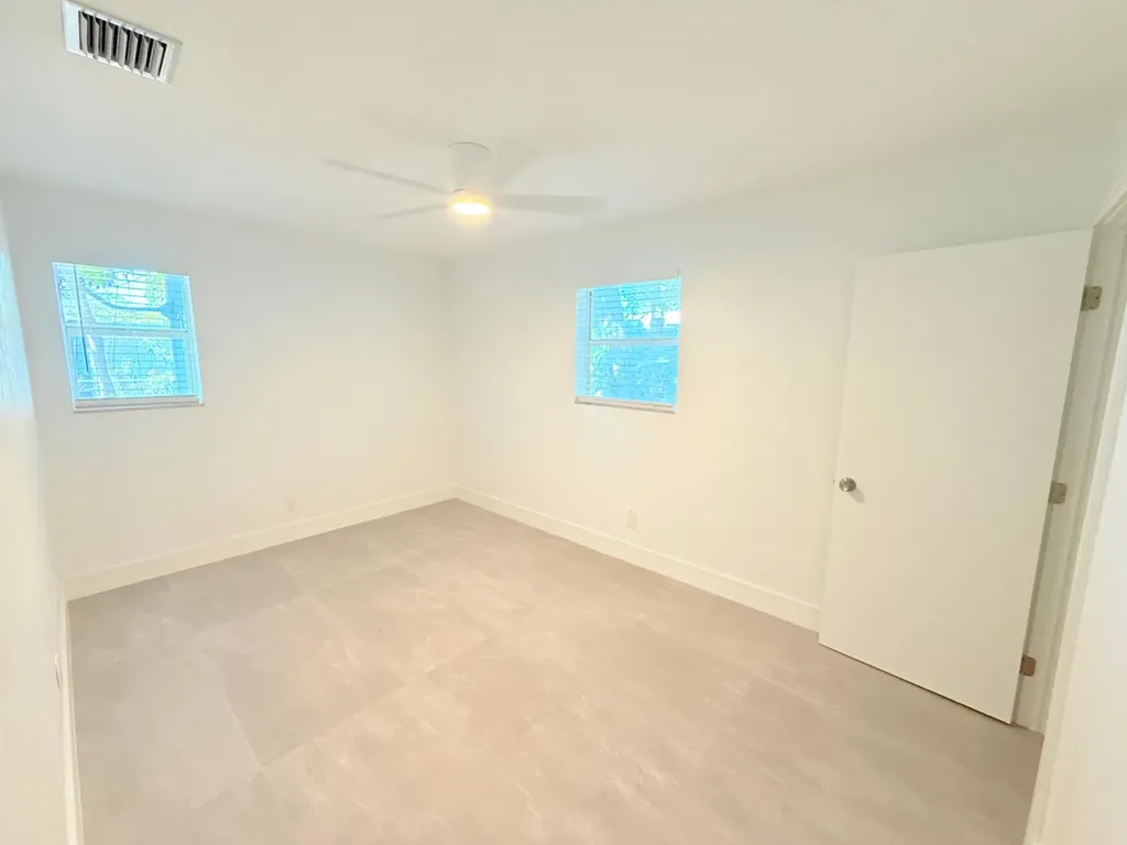 2611 NW 21st Street Fort Lauderdale FL 33311