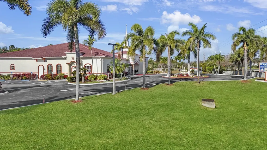 7025 Summerville Terrace Lake Worth FL
