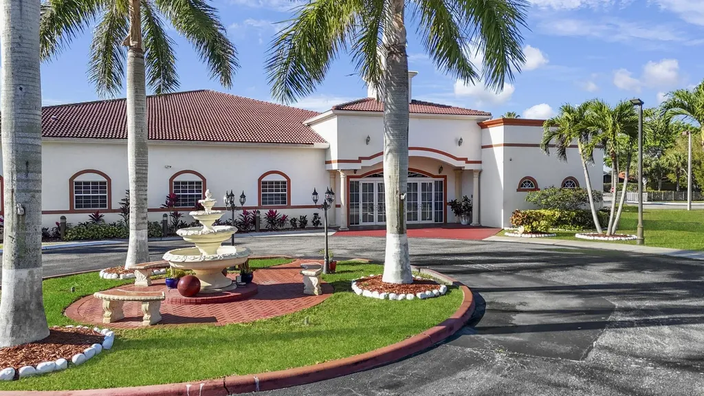 7025 Summerville Terrace Lake Worth FL