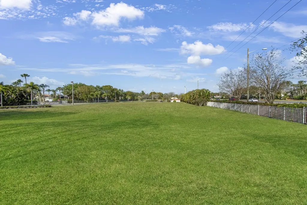 7025 Summerville Terrace Lake Worth FL