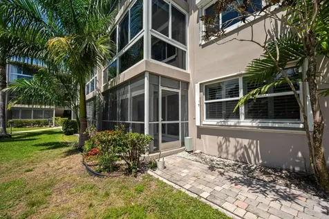 900 SW 12th Street Fort Lauderdale FL 33315