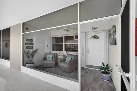 111 Shore Court North Palm Beach FL 33408