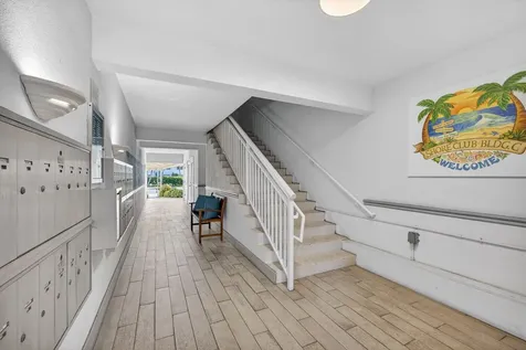 111 Shore Court North Palm Beach FL 33408