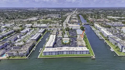 111 Shore Court North Palm Beach FL 33408