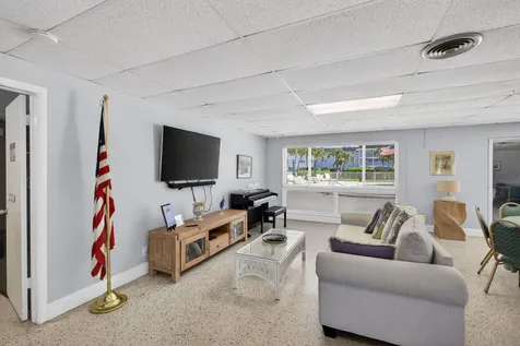 111 Shore Court North Palm Beach FL 33408