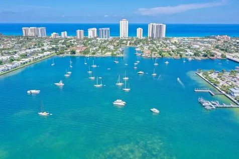 111 Shore Court North Palm Beach FL 33408
