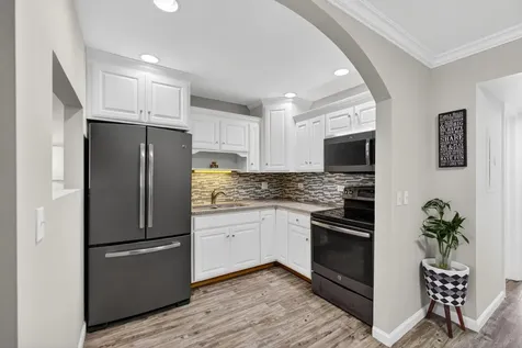 111 Shore Court North Palm Beach FL 33408