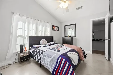 4024 Anthony Lane Orlando FL 32822