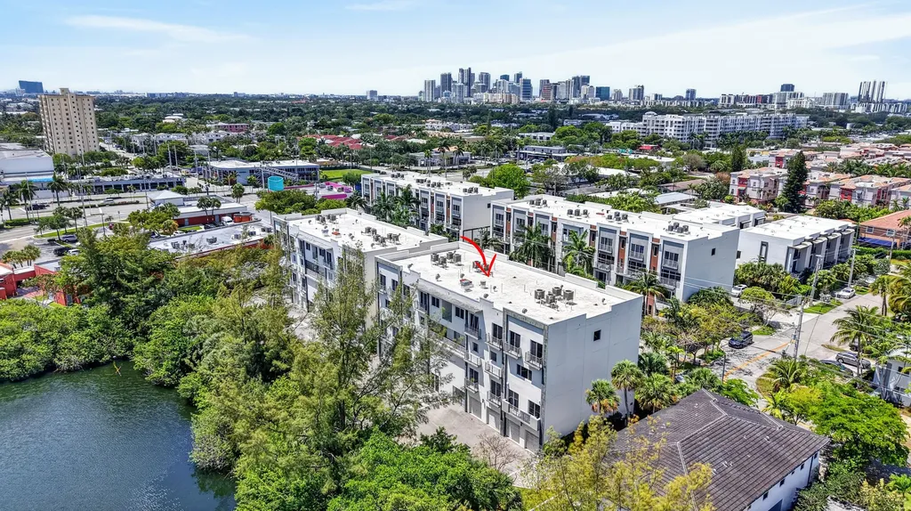 1044 NE 18th Avenue Fort Lauderdale FL 33304