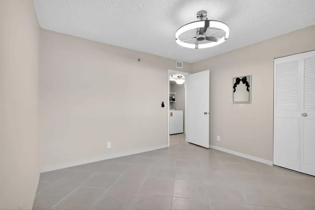 7770 Tahiti Lane Lake Worth FL 33467