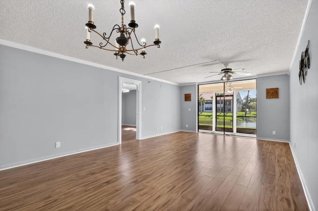 7770 Tahiti Lane Lake Worth FL 33467