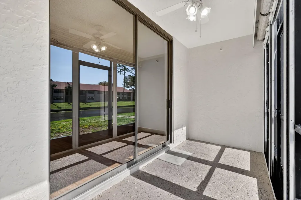 7770 Tahiti Lane Lake Worth FL 33467