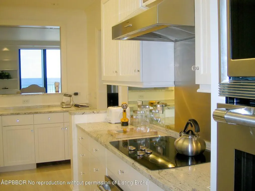 400 S Ocean Boulevard Palm Beach FL 33480