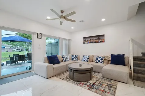 4807 S Hemingway Circle Margate FL 33063