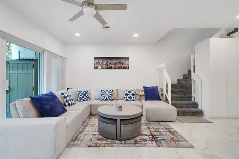 4807 S Hemingway Circle Margate FL 33063