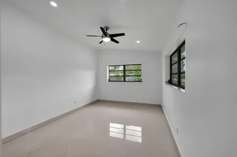17551 NE 5th Avenue North Miami Beach FL 33162