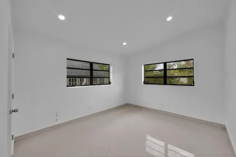 17551 NE 5th Avenue North Miami Beach FL 33162