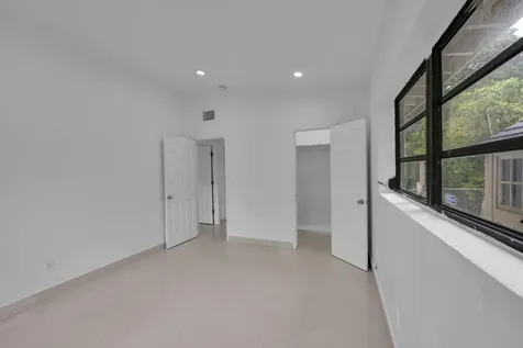 17551 NE 5th Avenue North Miami Beach FL 33162