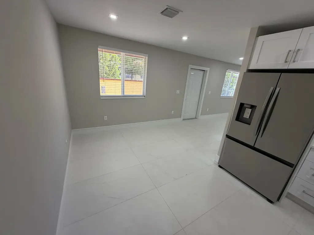 4329 NW 4th Avenue Pompano Beach FL 33064