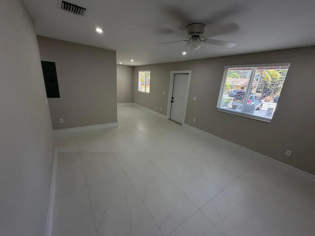 4329 NW 4th Avenue Pompano Beach FL 33064