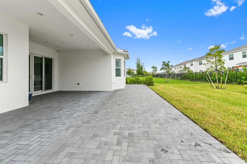 14236 Gray Bark Bend Westlake FL 33470