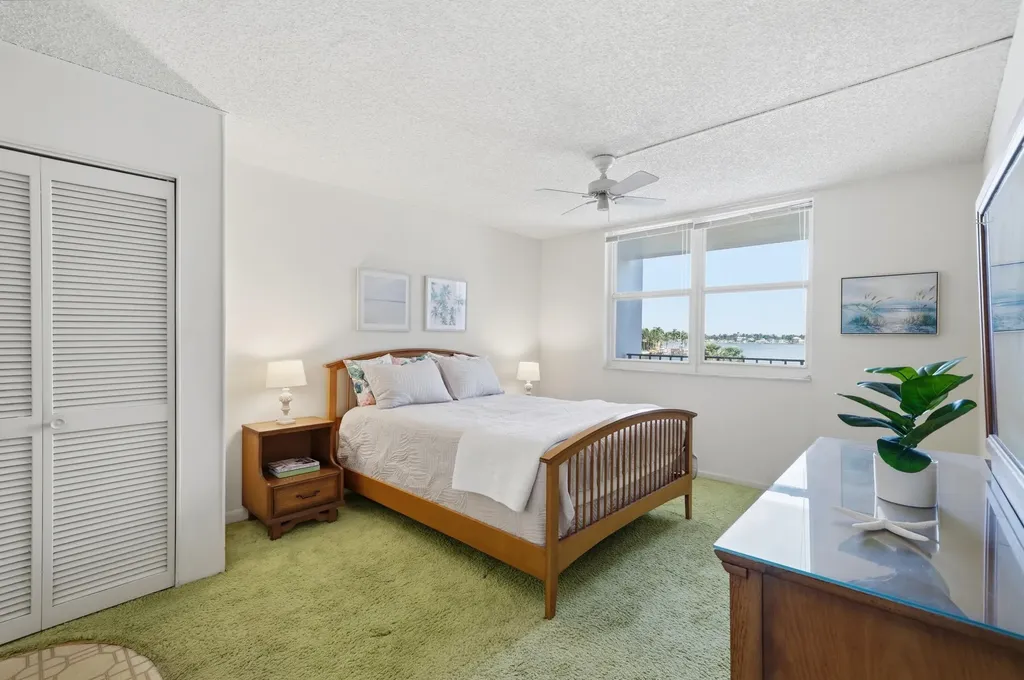 1400 S Ocean Drive Hollywood FL 33019