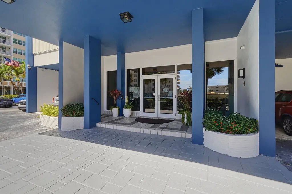 1400 S Ocean Drive Hollywood FL 33019