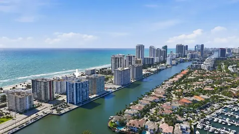 1400 S Ocean Drive Hollywood FL 33019