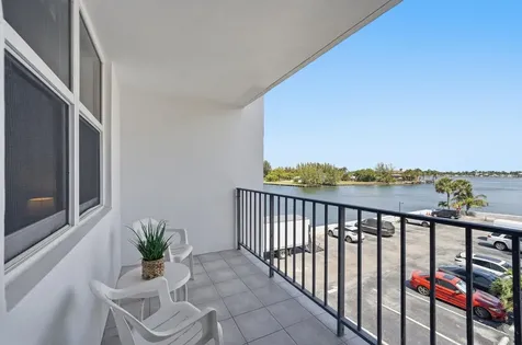 1400 S Ocean Drive Hollywood FL 33019