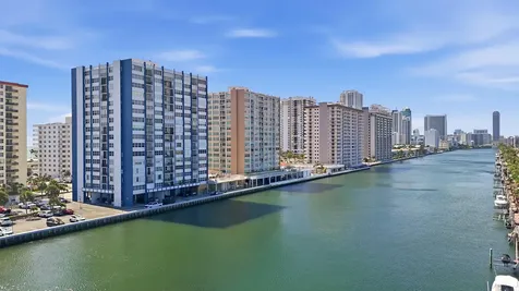1400 S Ocean Drive Hollywood FL 33019