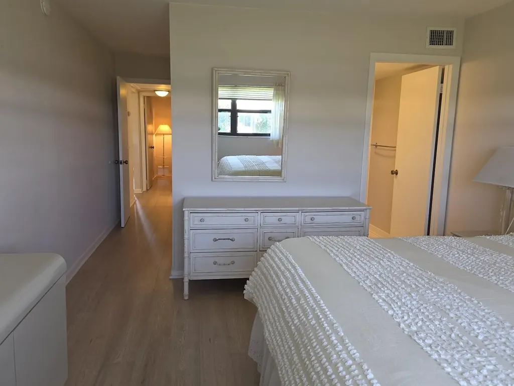 2101 W Woolbright Road Boynton Beach FL 33426
