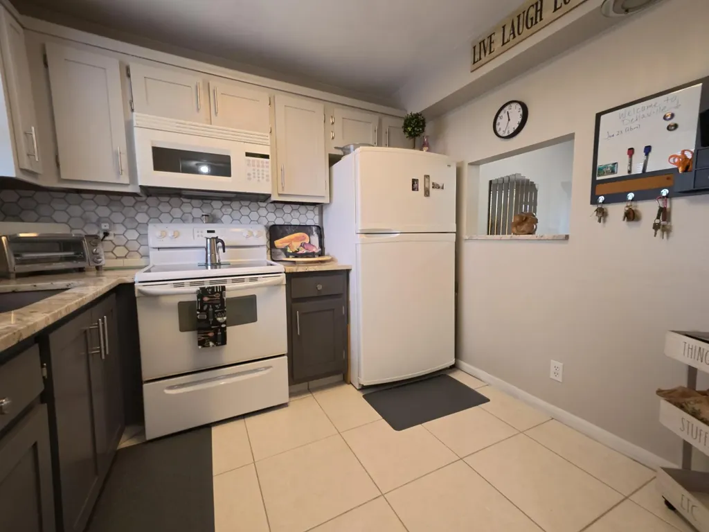 4640 W Lucerne Lakes Boulevard W Lake Worth FL 33467