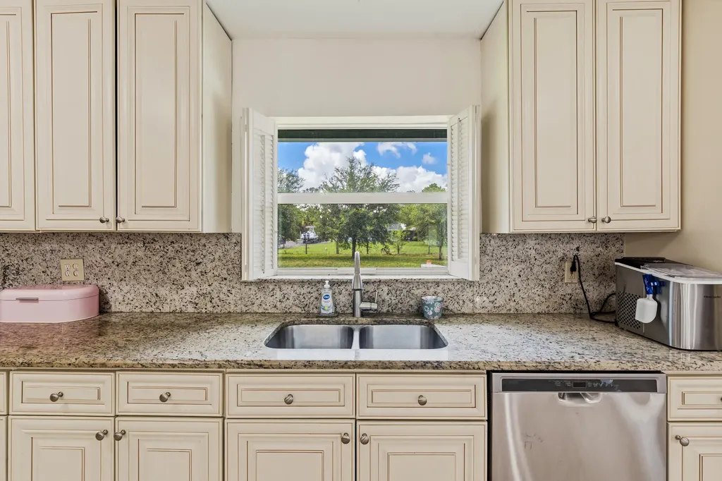 17610 76th Street N Loxahatchee FL 33470