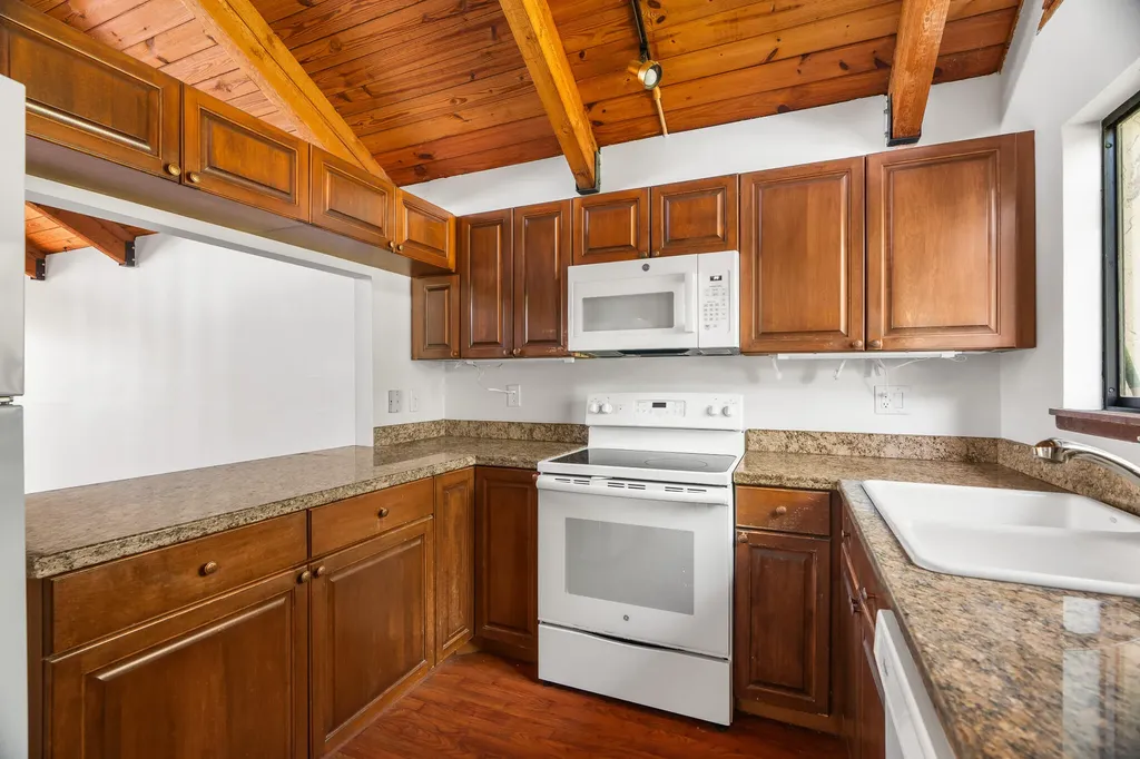 6101 NW 32nd Way Fort Lauderdale FL 33309