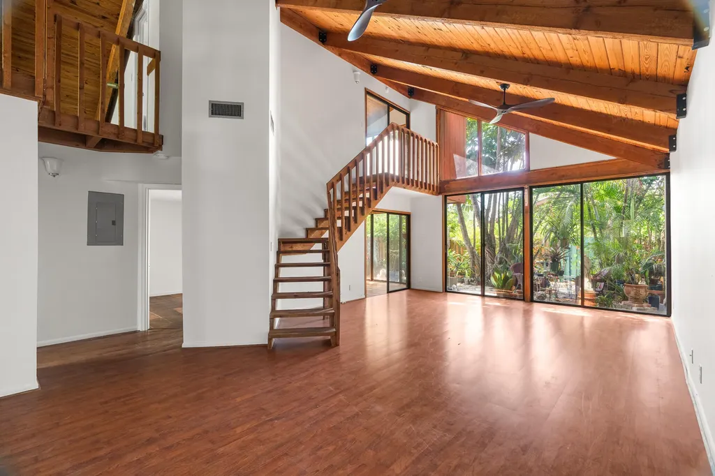 6101 NW 32nd Way Fort Lauderdale FL 33309