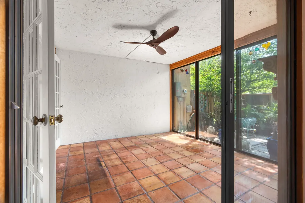 6101 NW 32nd Way Fort Lauderdale FL 33309