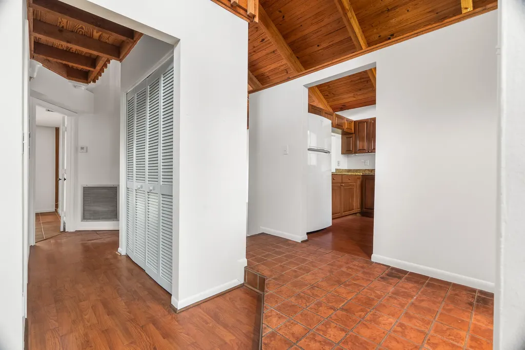 6101 NW 32nd Way Fort Lauderdale FL 33309