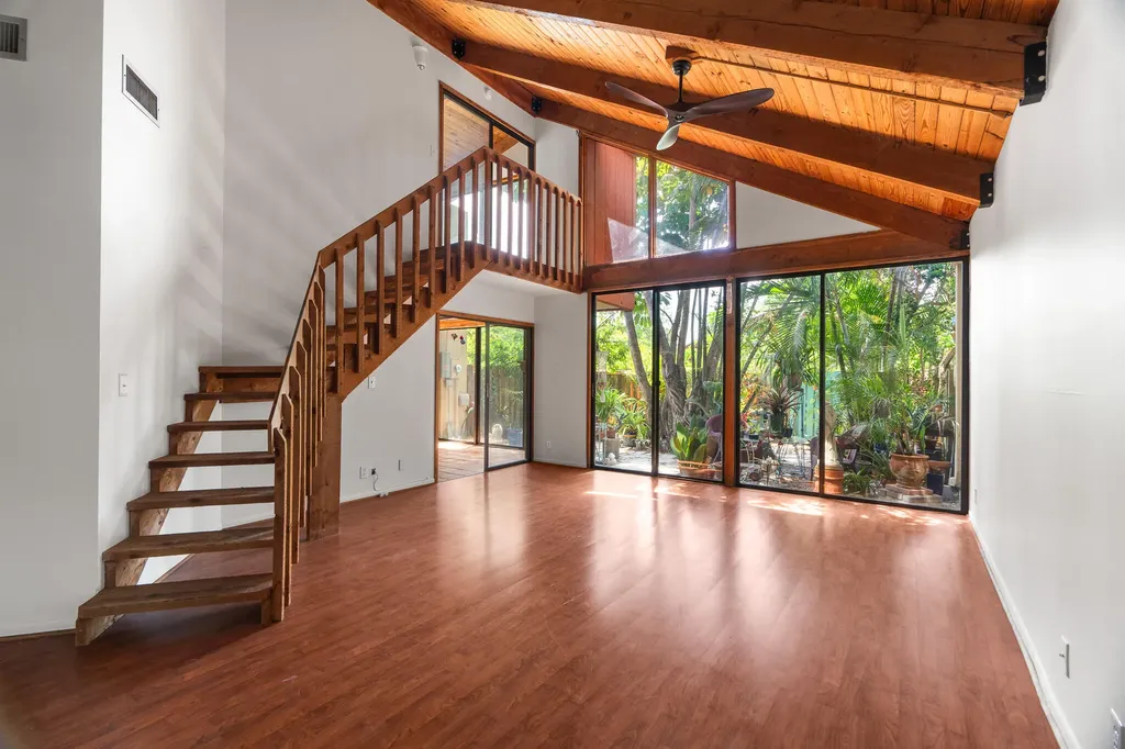 6101 NW 32nd Way Fort Lauderdale FL 33309