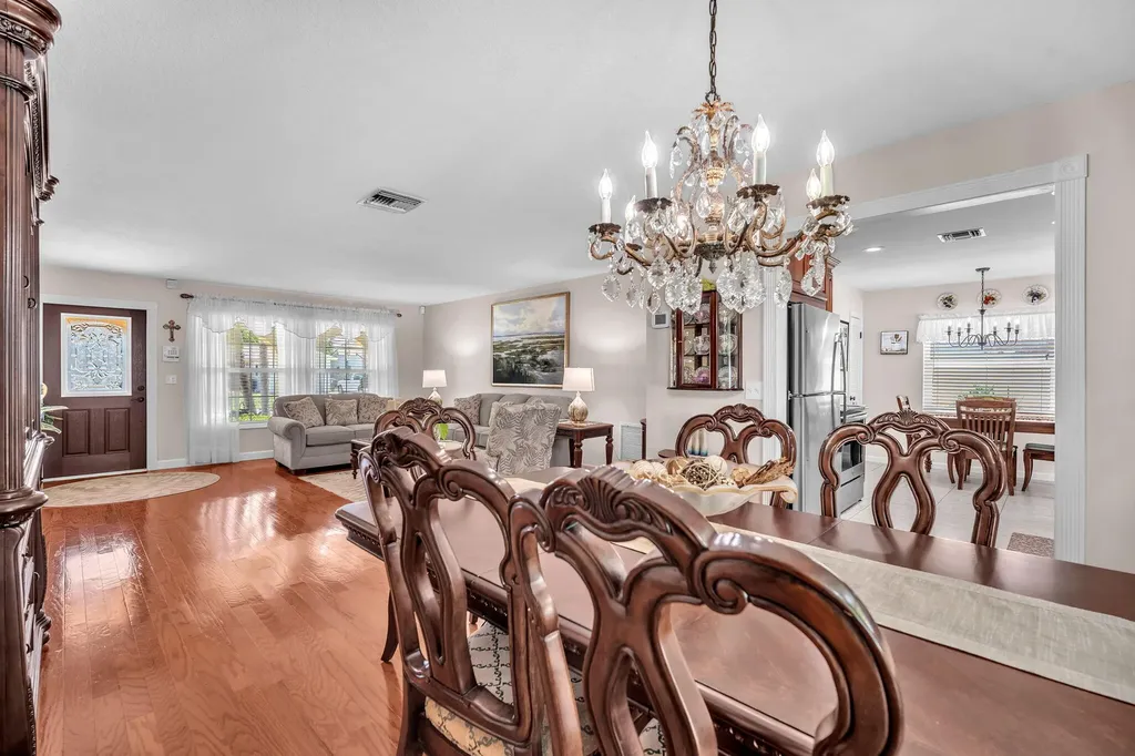9341 SW 1st Place Boca Raton FL 33428
