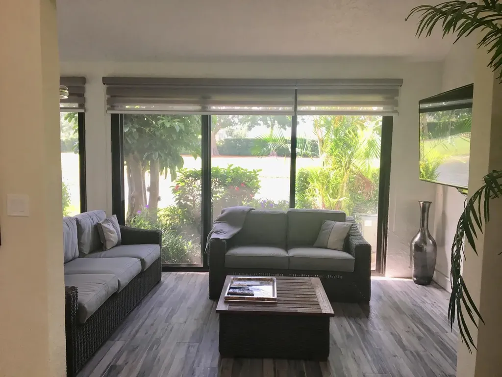 7770 La Mirada Drive Boca Raton FL 33433