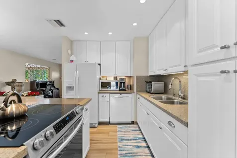 2625 NW 3rd Avenue Wilton Manors FL 33311